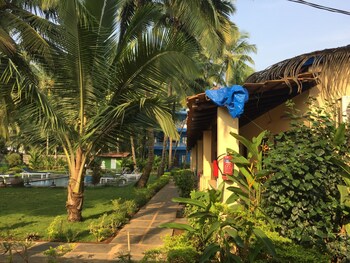 Morjim Coco Palms Resort Property Grounds