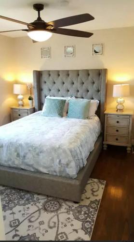 Orange Apartment 10664 