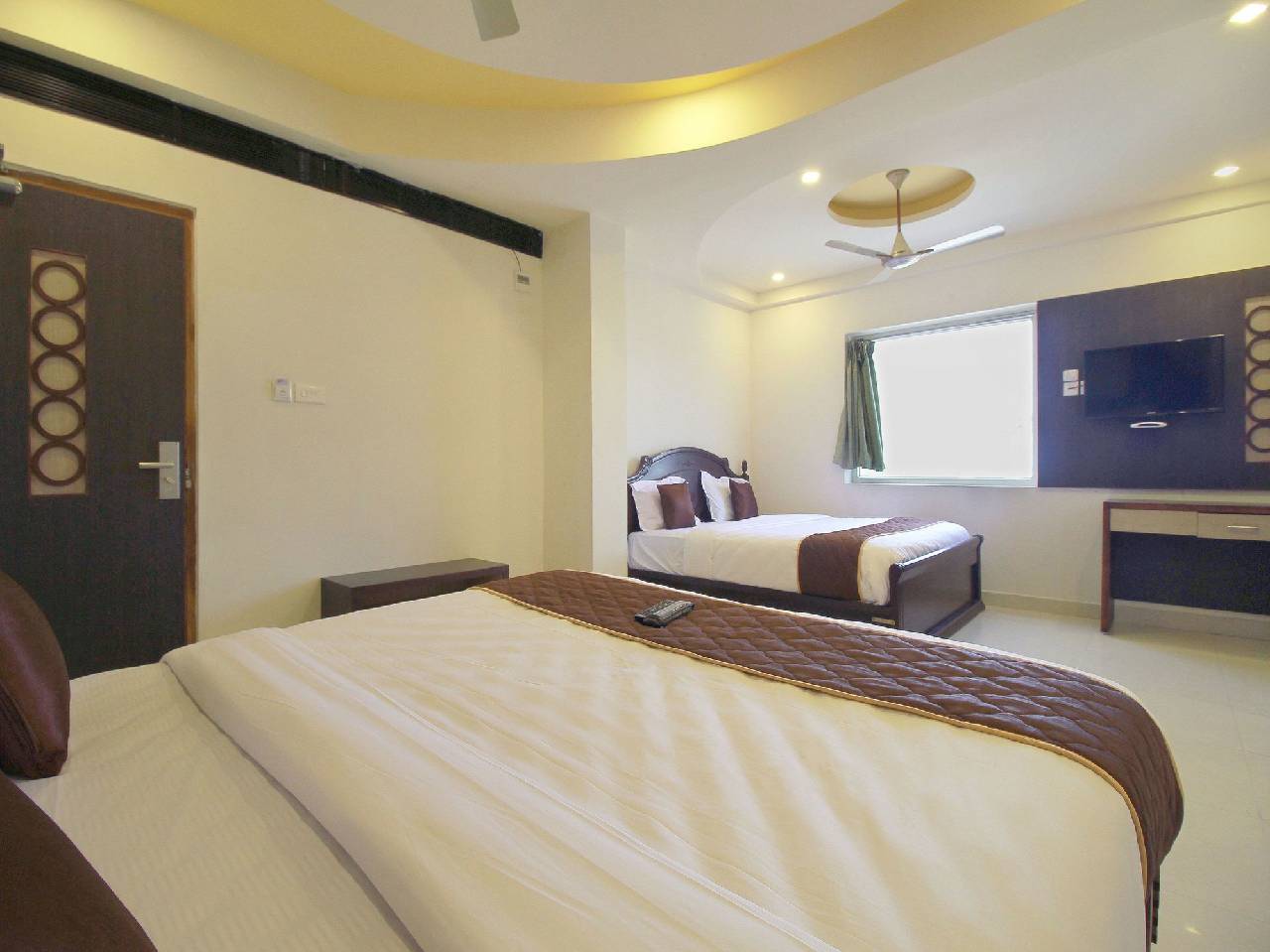 Oyo 11489 Pkn Classic Regency 