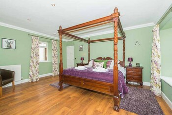 Maple Cottage Fife Guestroom
