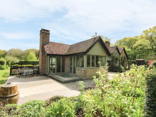 Keepers Cottage Billingshurst 