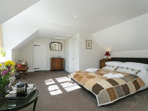 Falconer's Lodge 