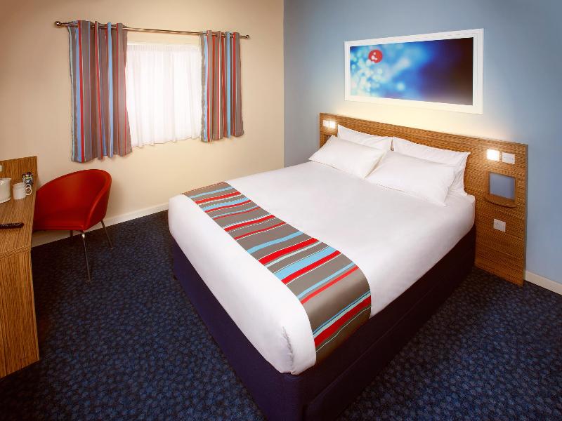 Travelodge Newark North Muskham (تراولودج نوارك نورت موسخام) Room