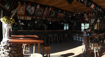 Nona Lodge Hotel Bar