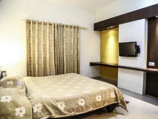Hotel Waterlily Indore 