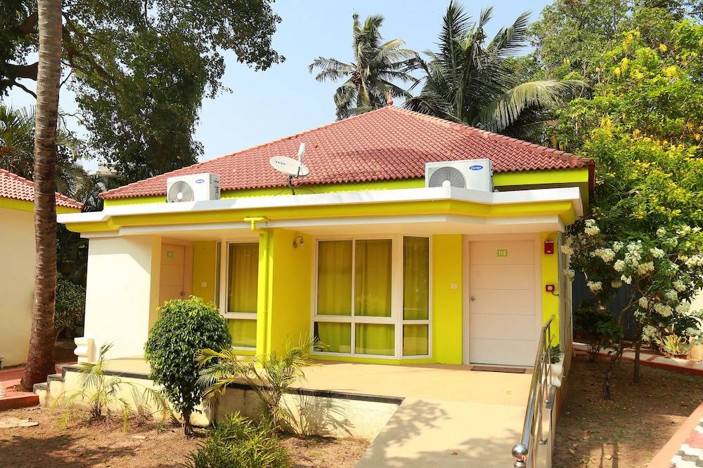 Nextel Beach Resort Exterior