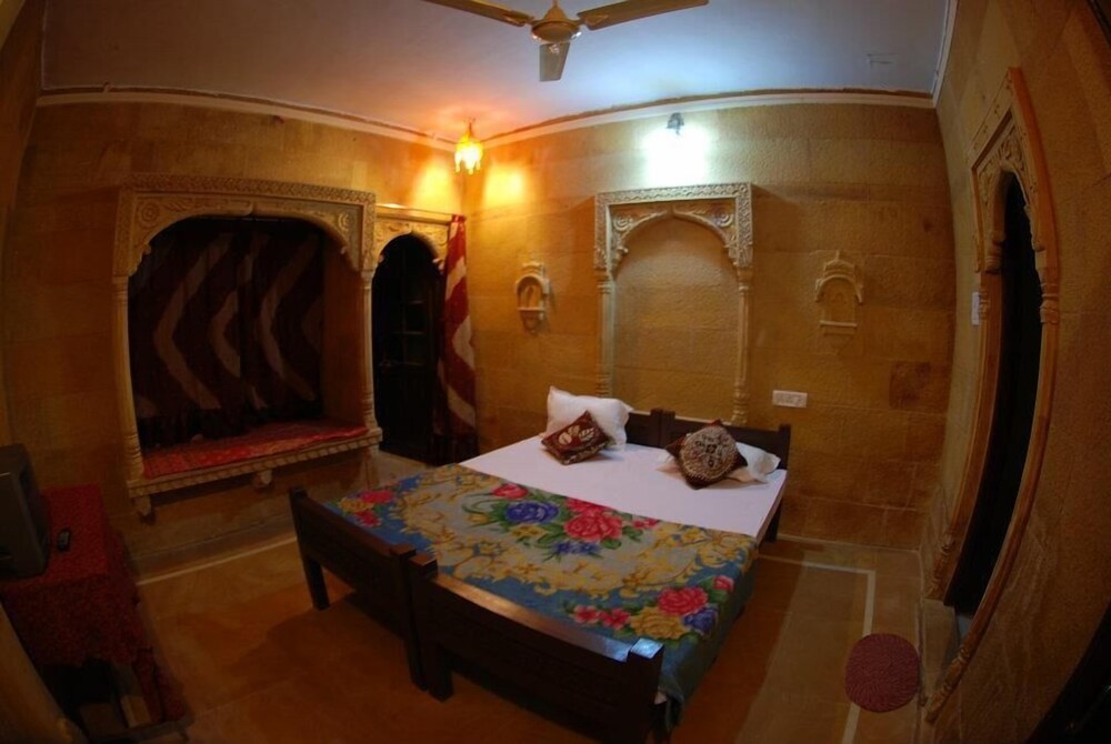 Nirmal Haveli Hotel Living Room