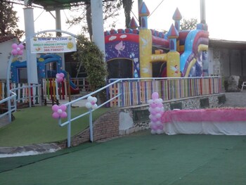 Bb Mirabilia Village Childrens Play Area - Outdoor