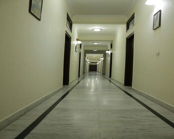 Hotel The Orion Gopal Bhawan Guestroom