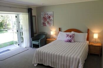 Ash Grove Boutique Motel Guestroom View