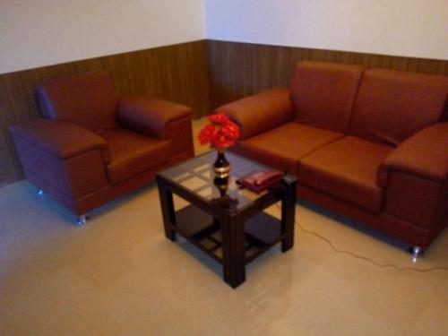 Hotel Aadhi 