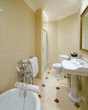 Greywalls Hotel & Chez Roux Bathroom