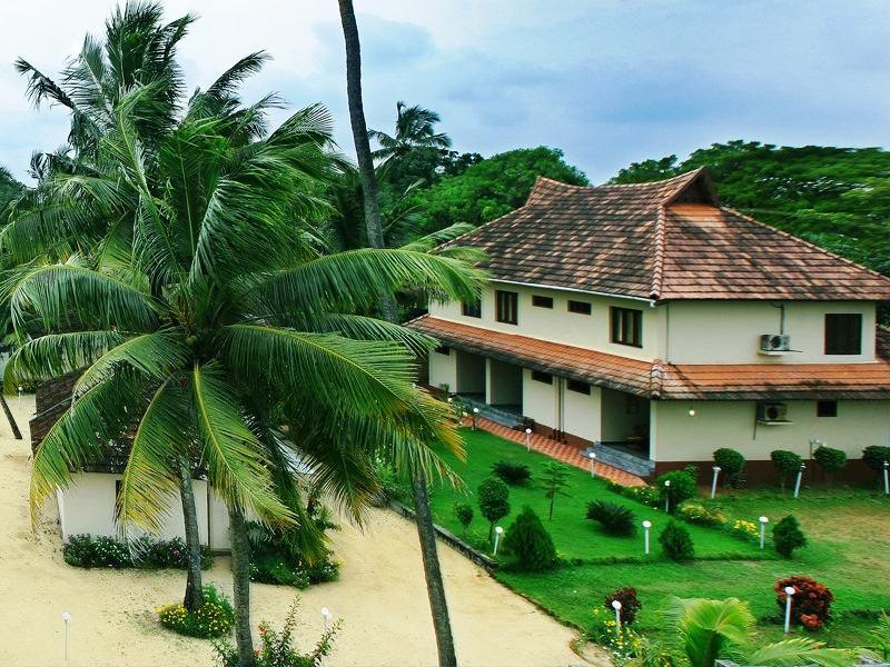 Casamaria Beach Resort 