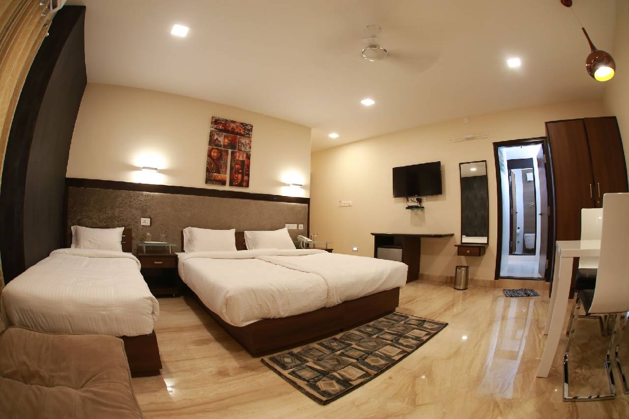 Breeze Suites 