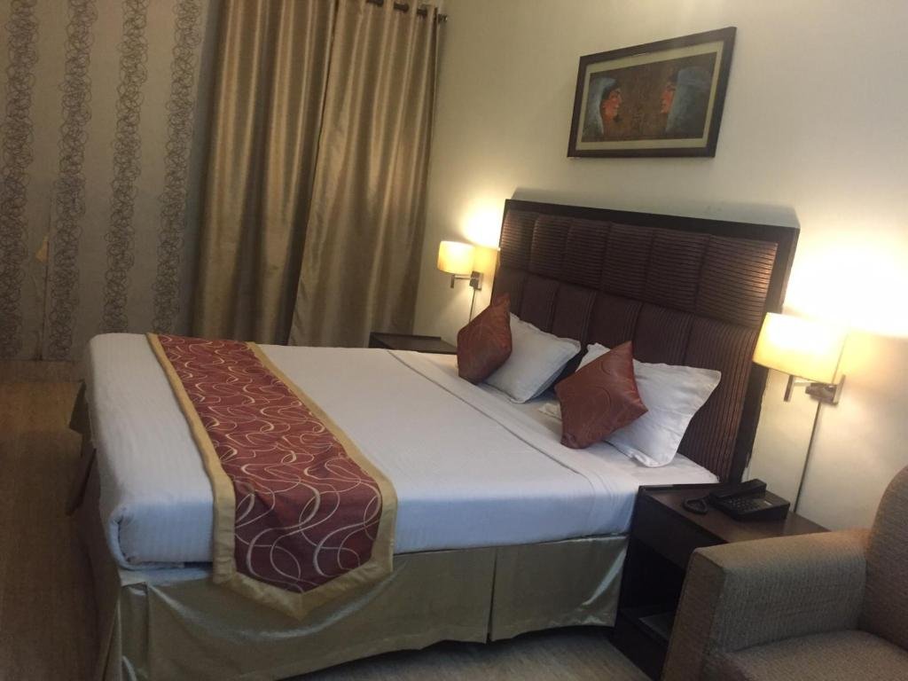 Hotel Dreamz Residency 