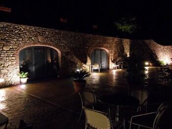 Antica Pieve B&b Courtyard