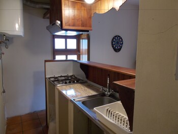 Eira Do Vez In-Room Kitchenette