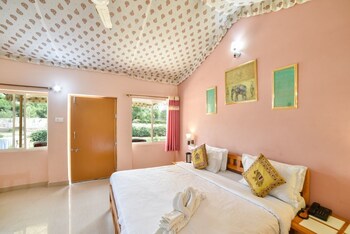 Pushkar Rajwara Resort Guestroom