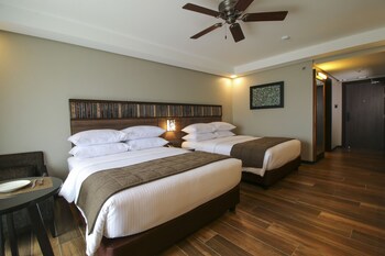 Two Seasons Coron Bayside Hotel (توو سیزنس كورون بیسید هتل) Guestroom