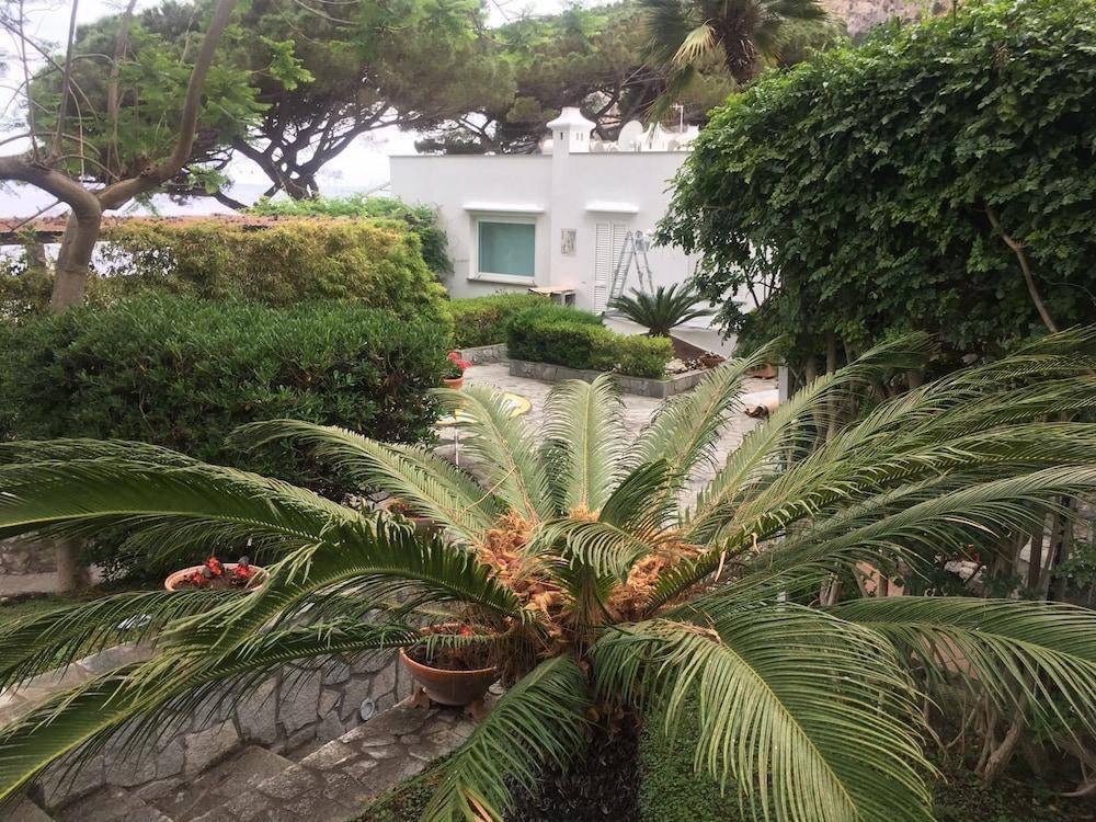Lhp Suite Villa La Giara 