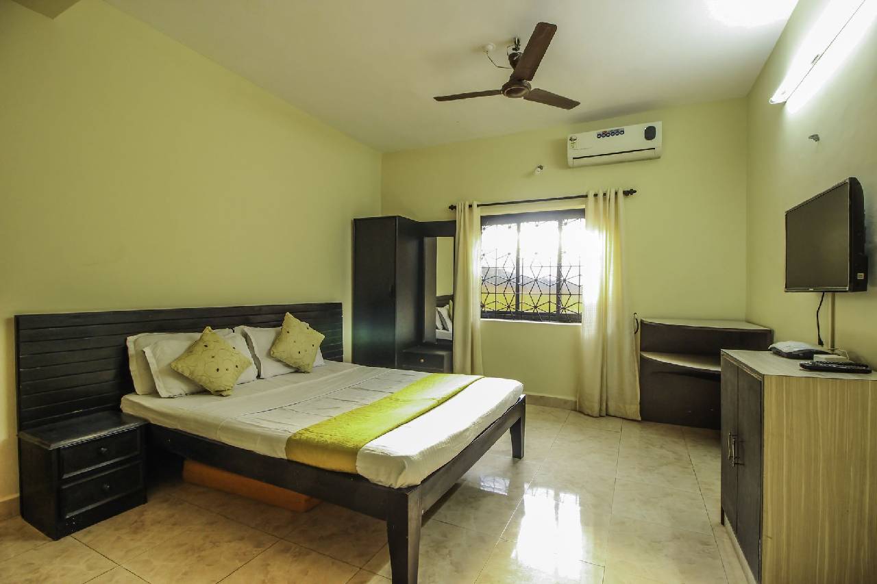 Oyo Home 10203 Bright 2bhk Anjuna Beach 