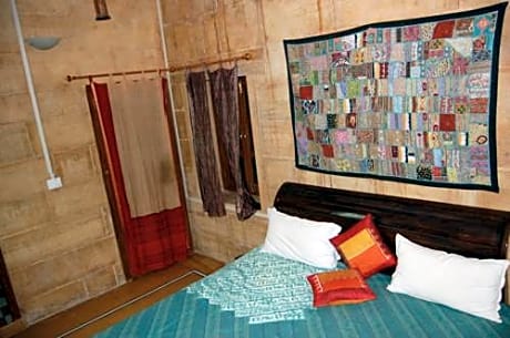 Hotel Pol Haveli 