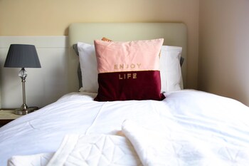 The Bay Hotel Guestroom