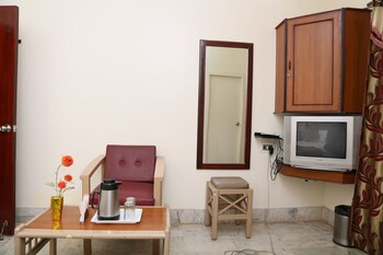 Hotel Bhavani Residency Guestroom