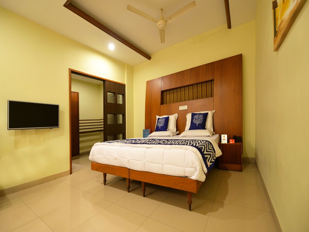 Oyo 3420 Hotel Ashoka Guestroom