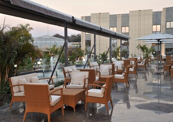 Radisson Blu Hotel Lusaka Terrace/Patio