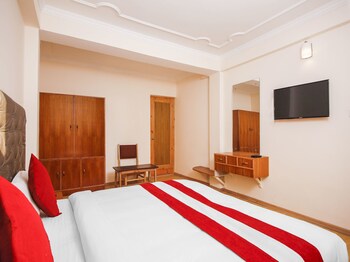 Oyo 11388 Hotel Dimbir Regency In-Room Amenity