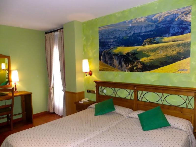 Hotel Arnal 