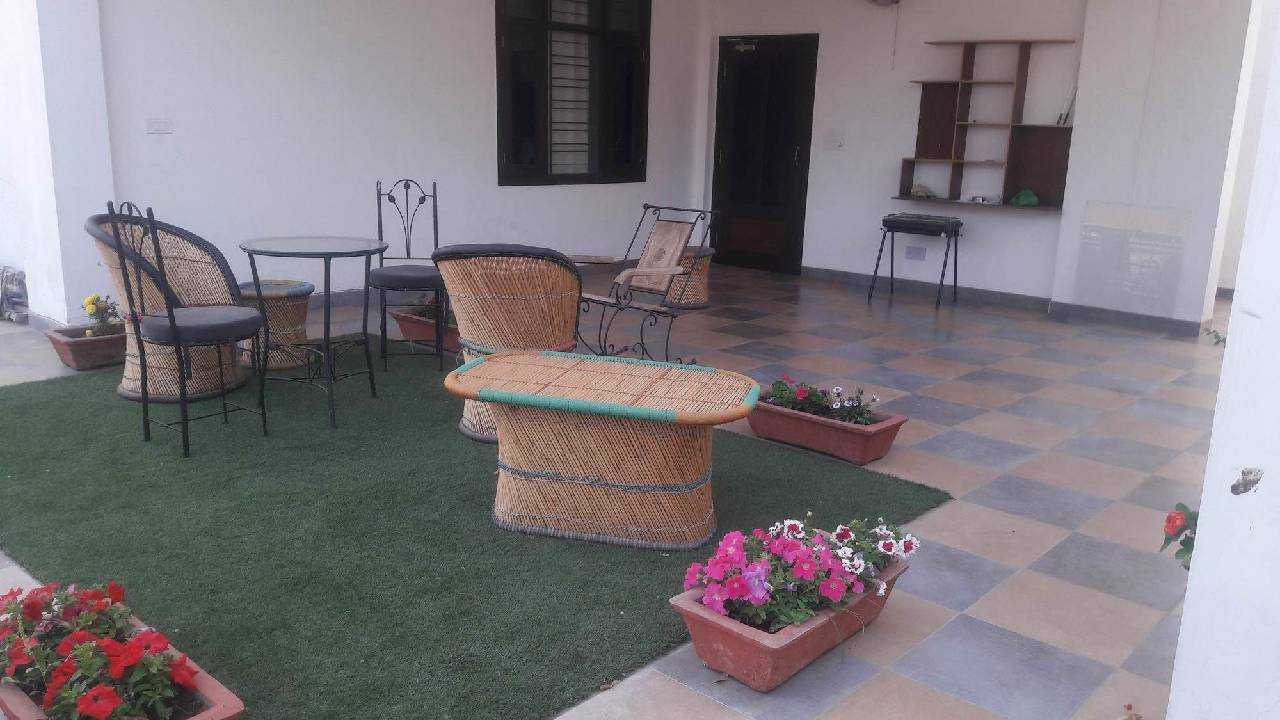Srihara Homestay 