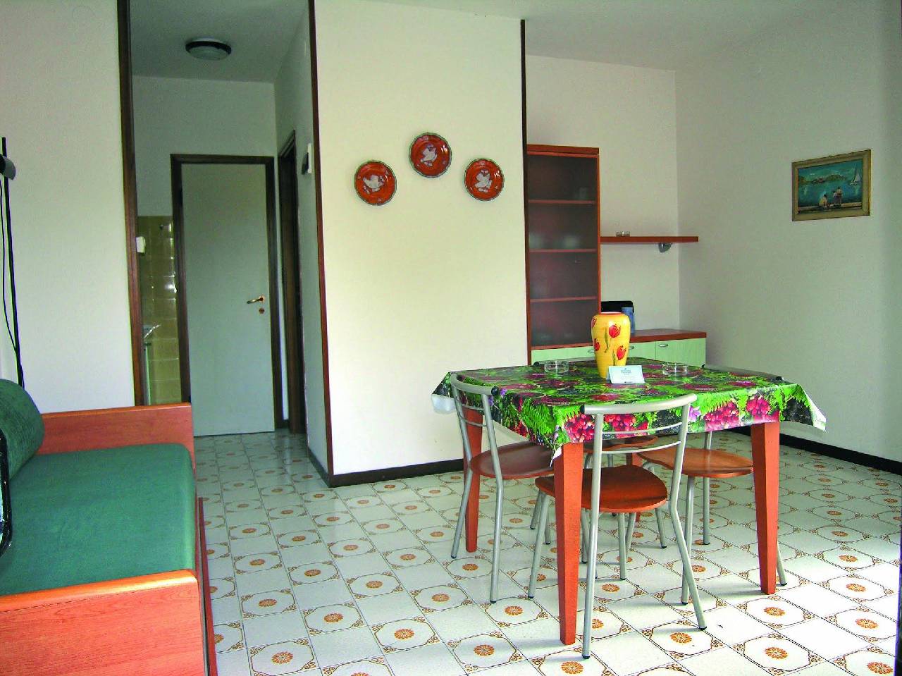 Appartamenti Punta Grò (آپارتامنتی پونتا گرò) 