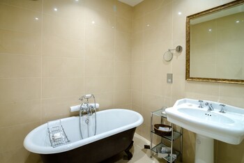 Greywalls Hotel & Chez Roux Bathroom