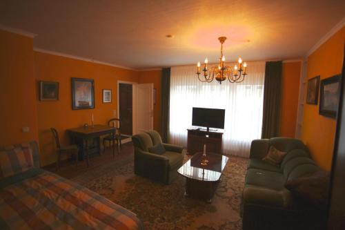Ferienwohnung Hintze (فرینووهنونگ هینتز) 