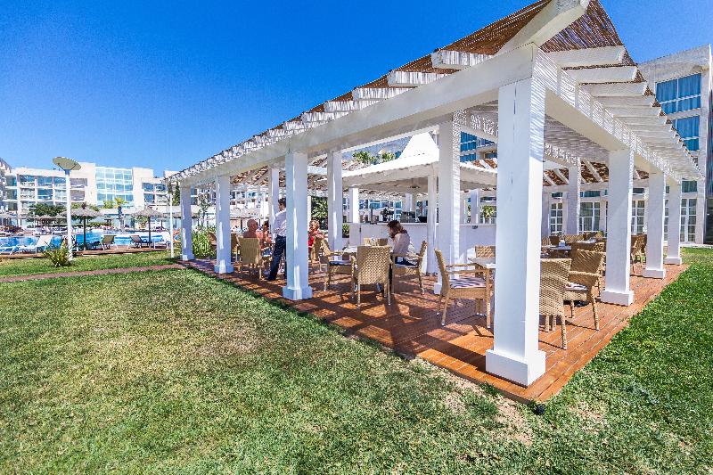Eix Alzinar Mar Suites Adults Only Terrace