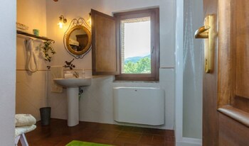 L'orto Di Hans Bathroom