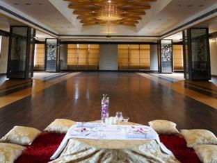 The Hans Hotel 