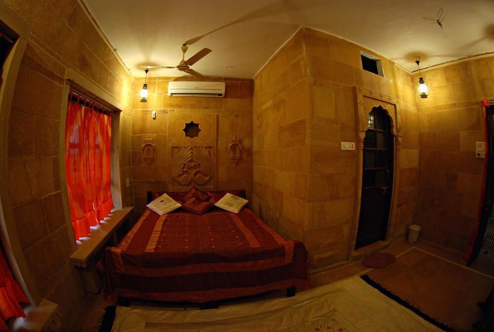 Nirmal Haveli Hotel Living Room