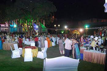 Mango Hotels Valley View 