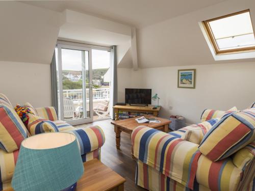 5 Chichester Court Kingsbridge 
