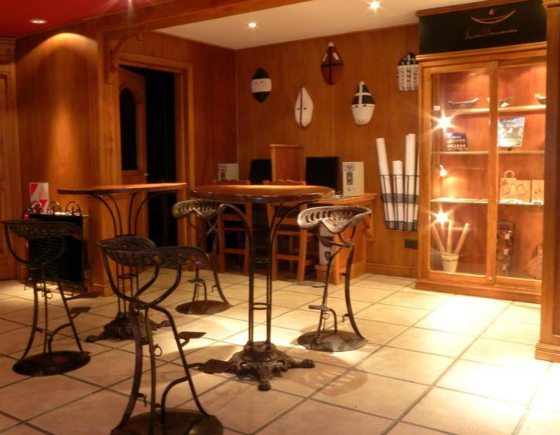 Los Yamanas (لوس یاماناس) General view