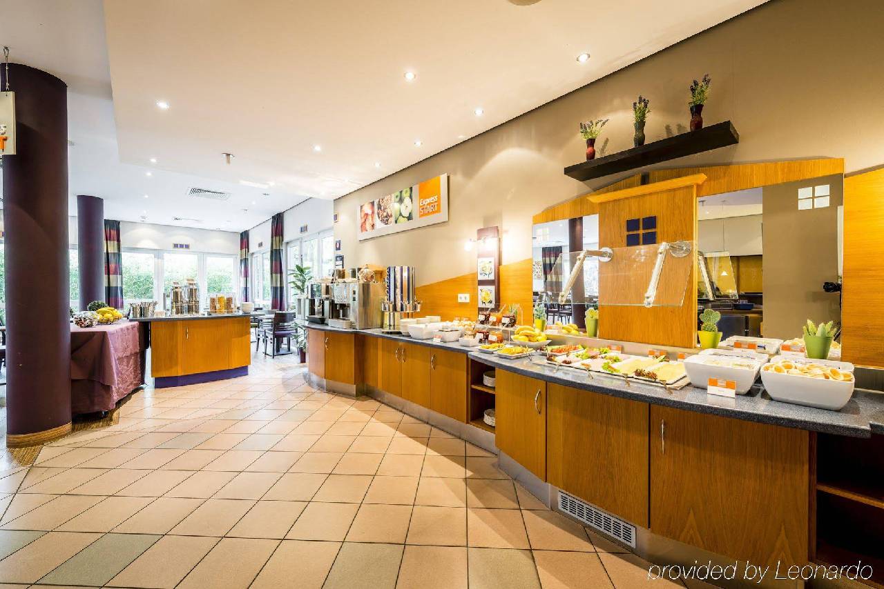 Holiday Inn Express Cologne Troisdorf