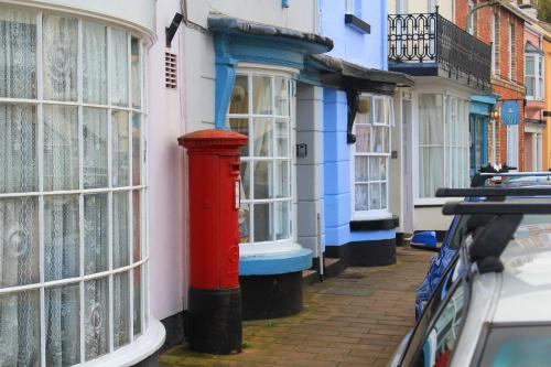 Tide House 