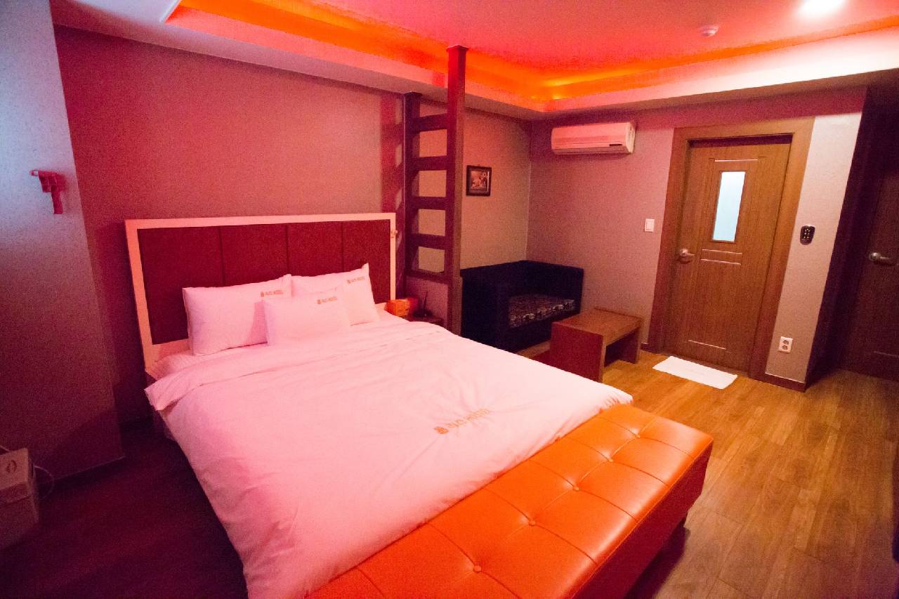 Ritz Hostel 