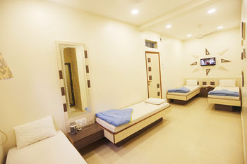 Hotel Al Moazin Guestroom