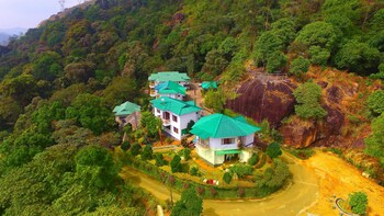 Deshadan Mountain Resort Featured Image