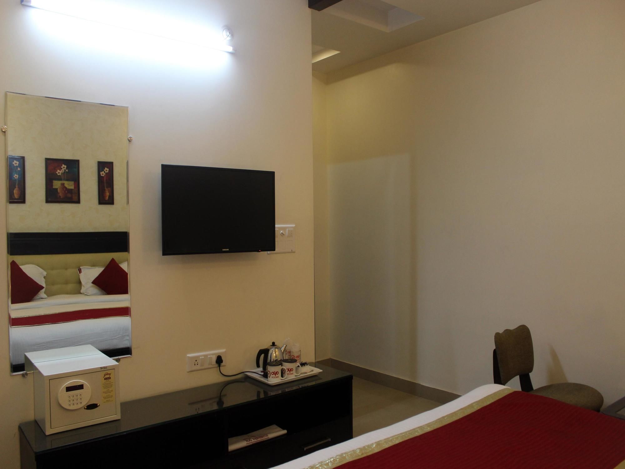 Oyo Premium Mukti Dham Rishikesh 