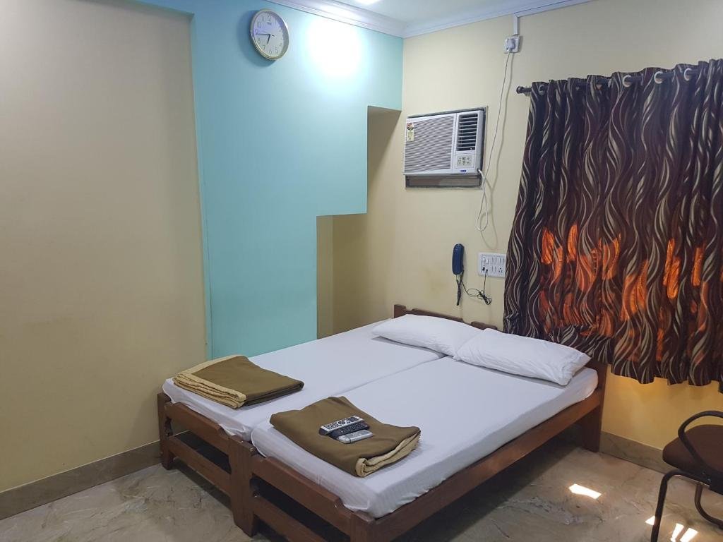 Hotel Sai Shradha 